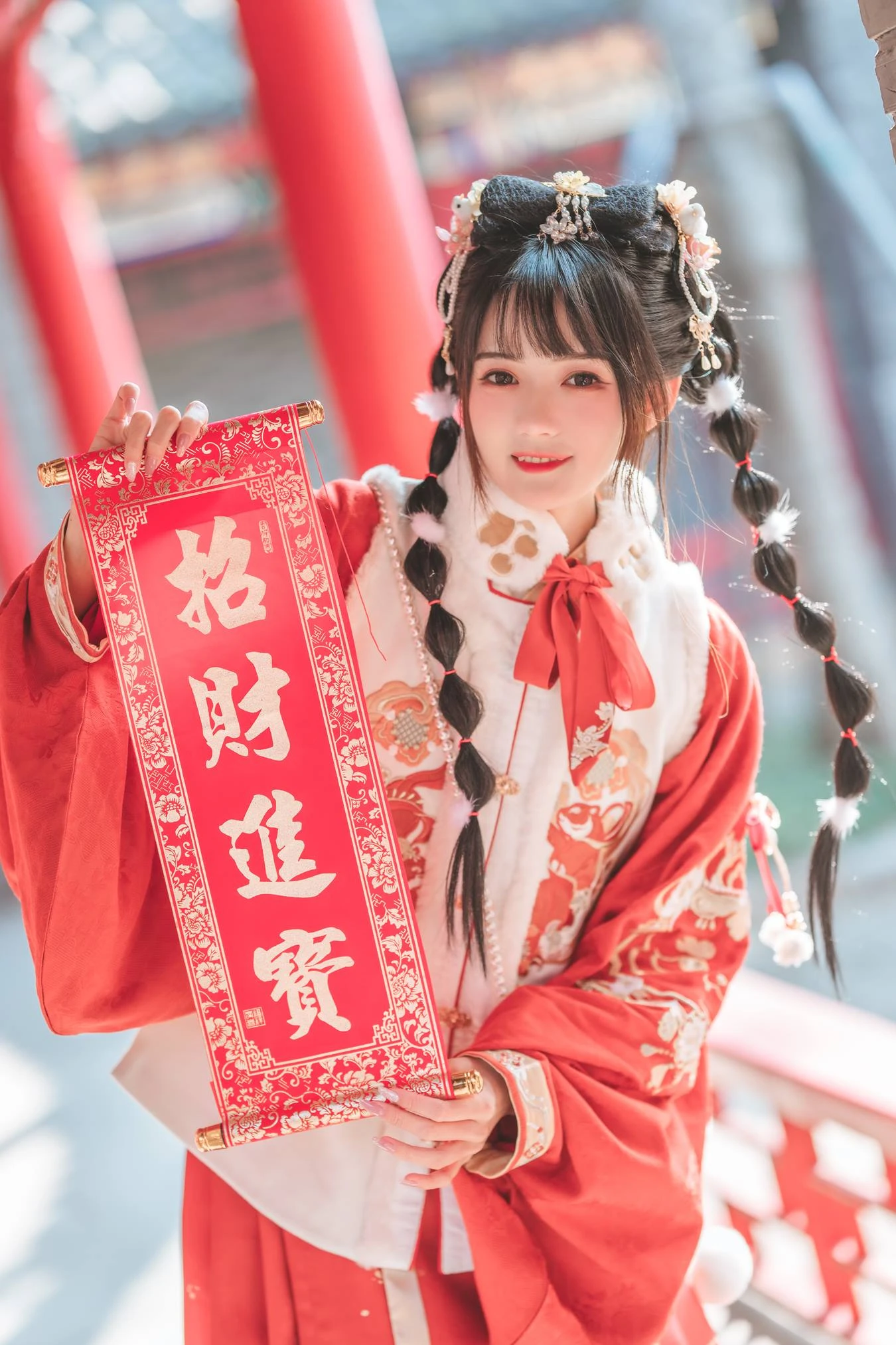 [YITUU艺图语] 2022.04.24 可爱新年 兔子Zzz不吃胡萝卜 [27P/229MB]