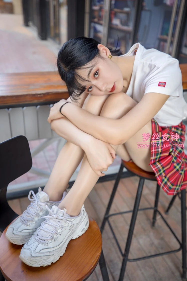 [MSLASS梦丝女神]2019.05.23 可岚 油光丝袜的少女 [74P/911MB]