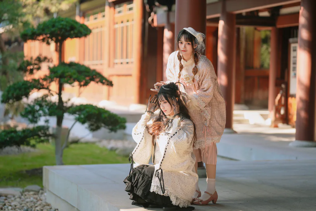 [YITUYU艺图语]2023.05.26 西洋姐妹花 兔子Zzz不吃胡萝卜[34+1P/421MB]