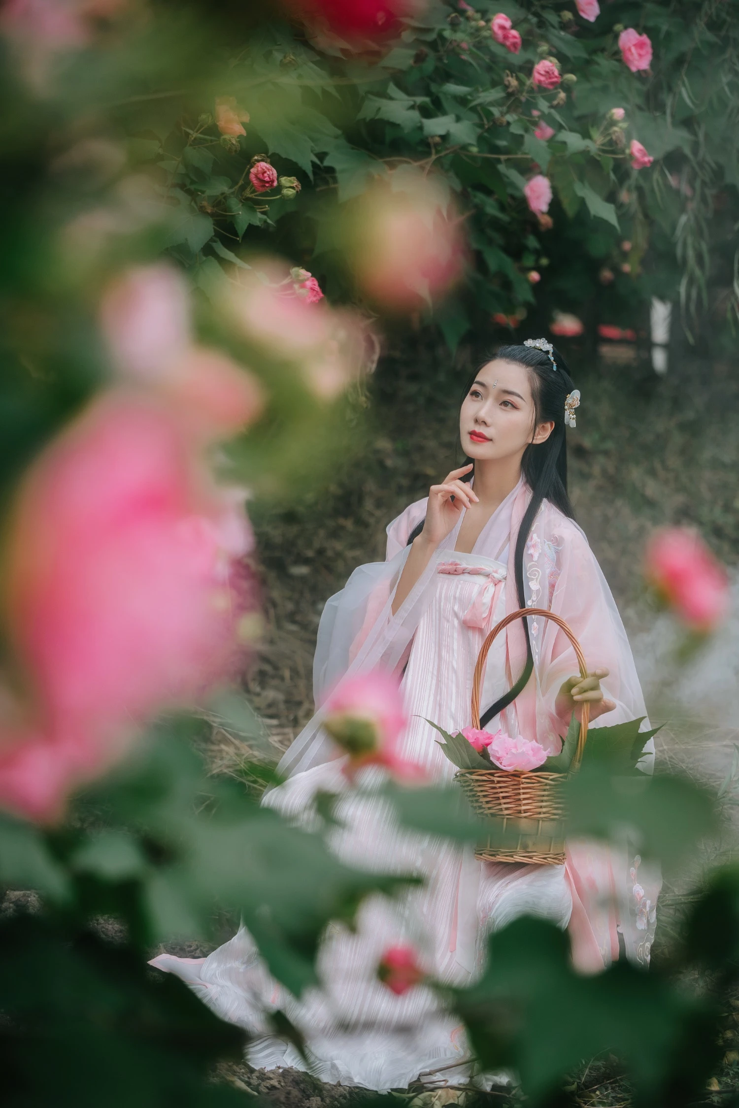 [YITUYU艺图语] 2022.05.31 粉蝶 木景抒 [22P/339MB]