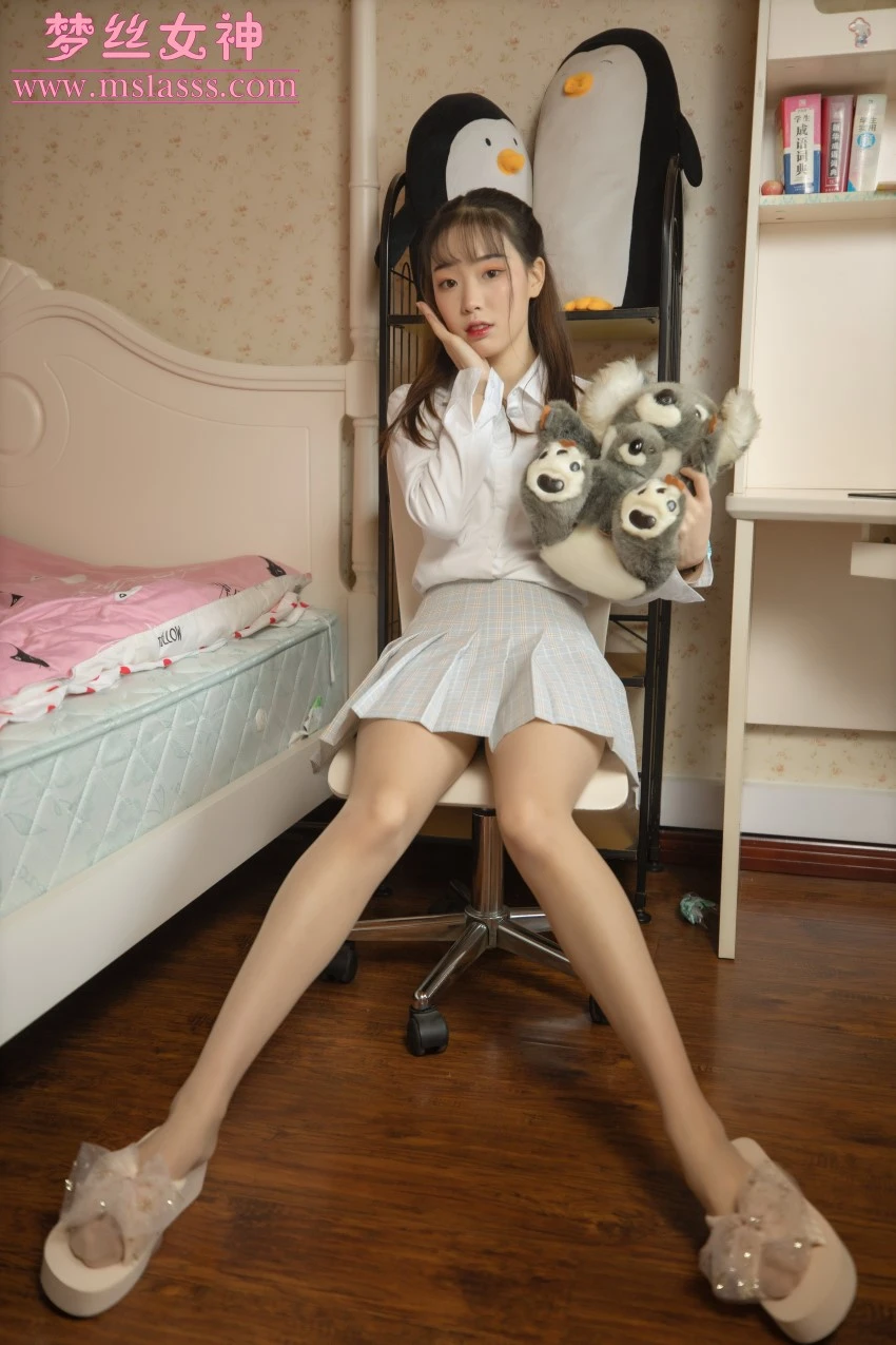 [MSLASS梦丝女神]2021.01.05 新模女神 张琪瑛 [69P/531MB]