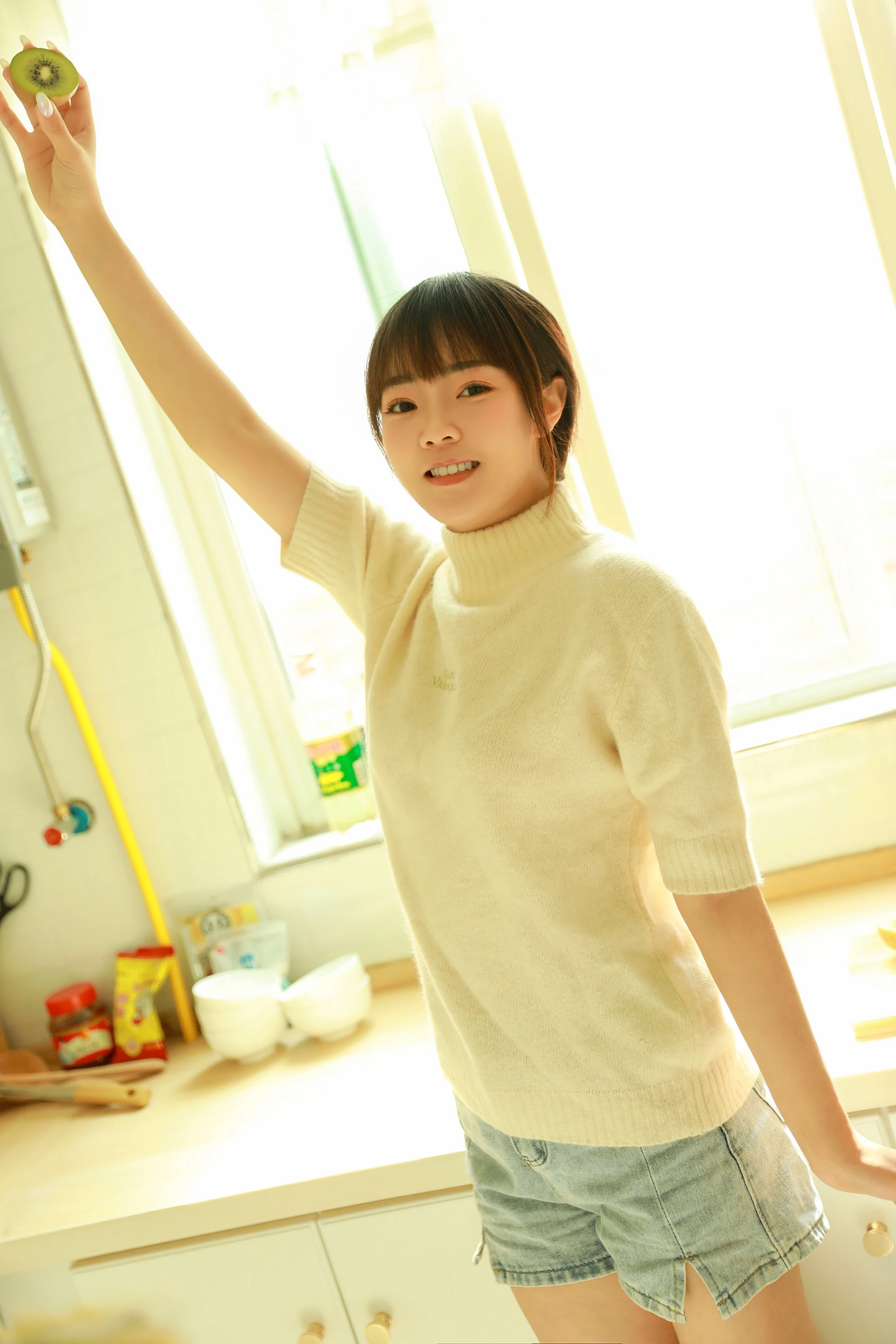 [YITUYU艺图语]2022.07.27 早阳女生 小冉[22+1P/393MB]