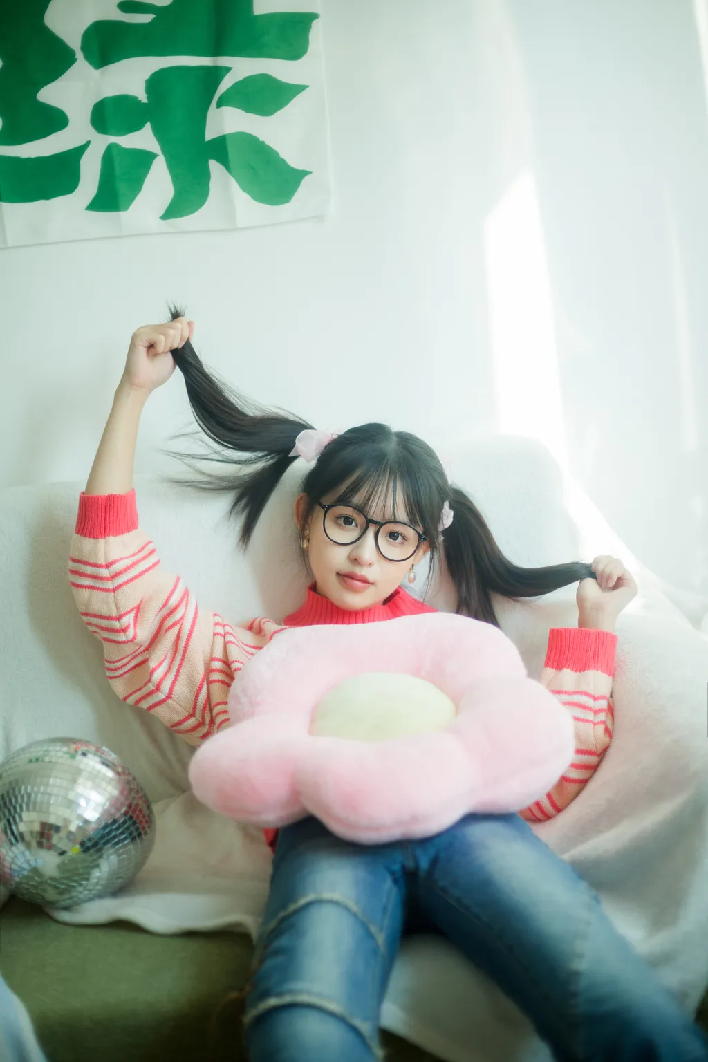 [YITUYU艺图语]2022.11.17 明亮的你 睡饱了吗[35+1P/328MB]