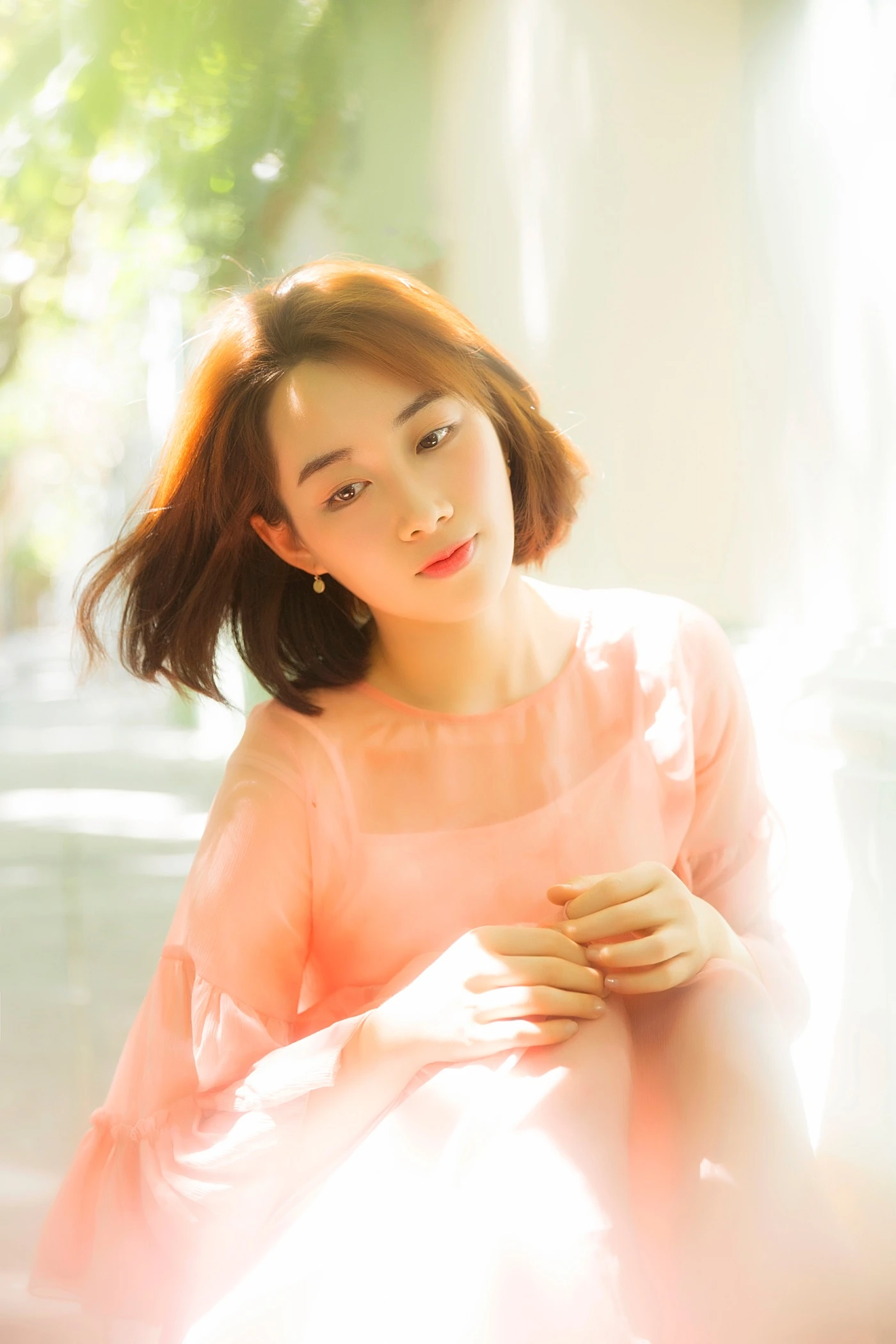 [YITUYU艺图语] 2022.06.18 原来有些女生真的会发光 赵婧祎zHAoJinGyI [21P/204MB]
