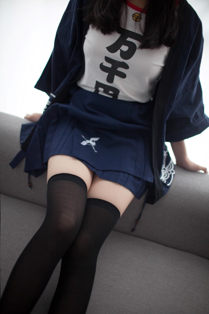 少女秩序 VOL.006 黑丝小解解 [55P/171MB]