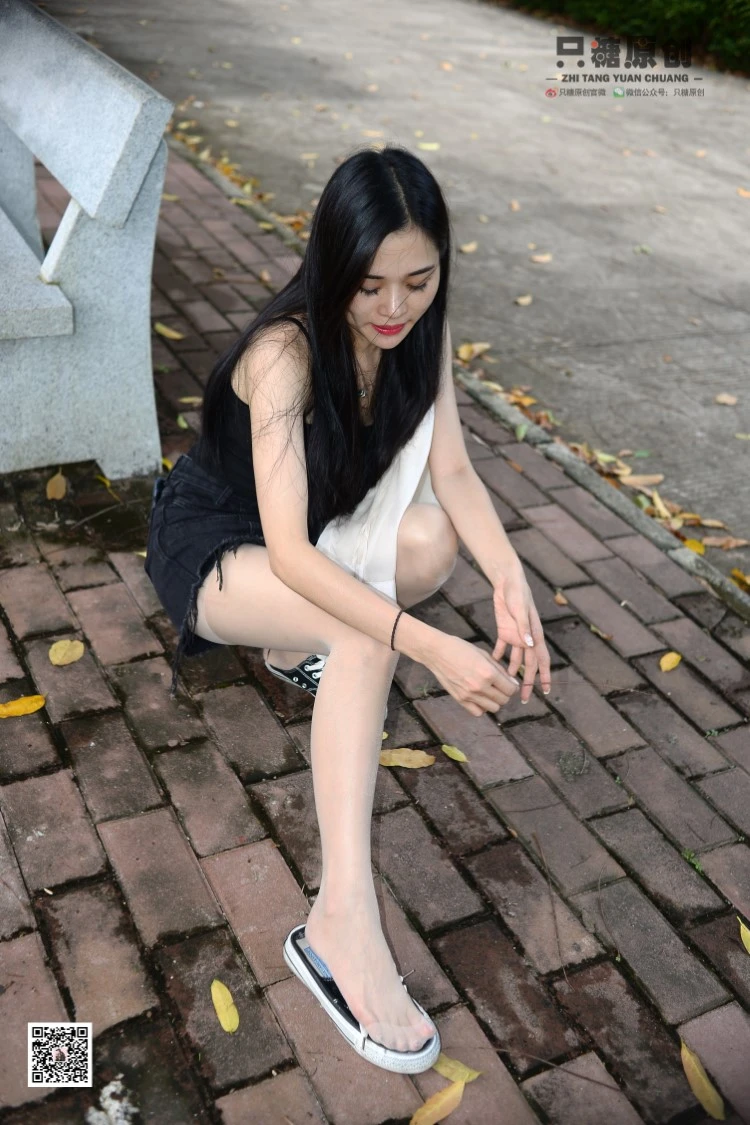 [只糖棉袜]NO.016 文文－帆布鞋搭配肉丝！[189P/464MB]