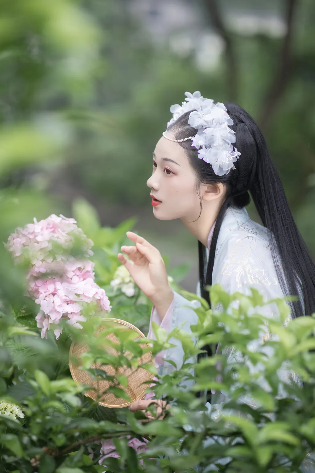 [YITUYU艺图语]2023.04.23 不知春 秋哒哒–[34+1P/460MB]