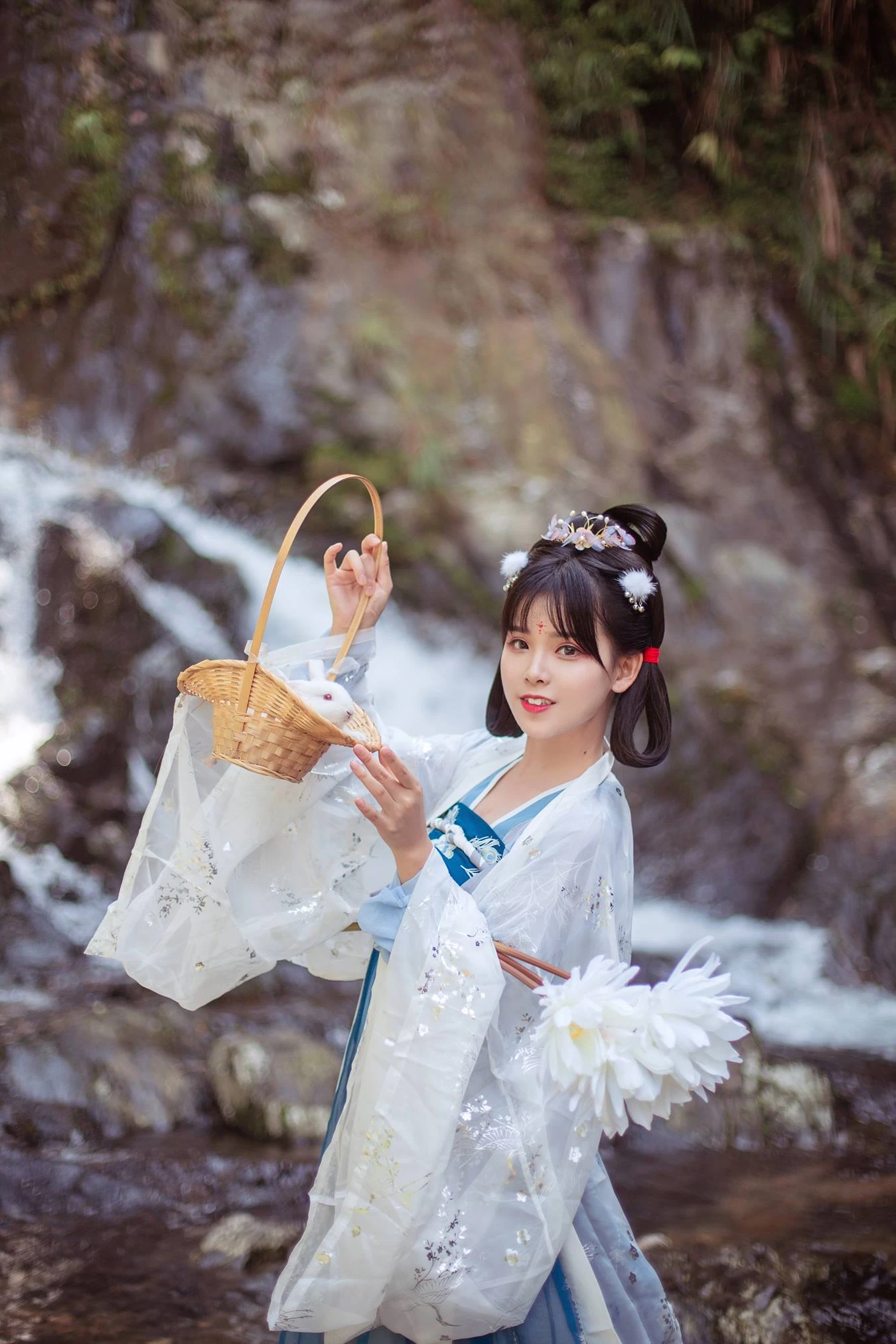 [YITUU艺图语] 2022.04.08 山气日夕佳，飞鸟相与还 悠然Hime [30P/202MB]