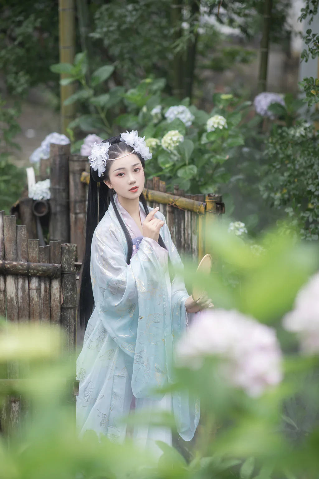 [YITUYU艺图语]2023.04.23 不知春 秋哒哒–[34+1P/460MB]