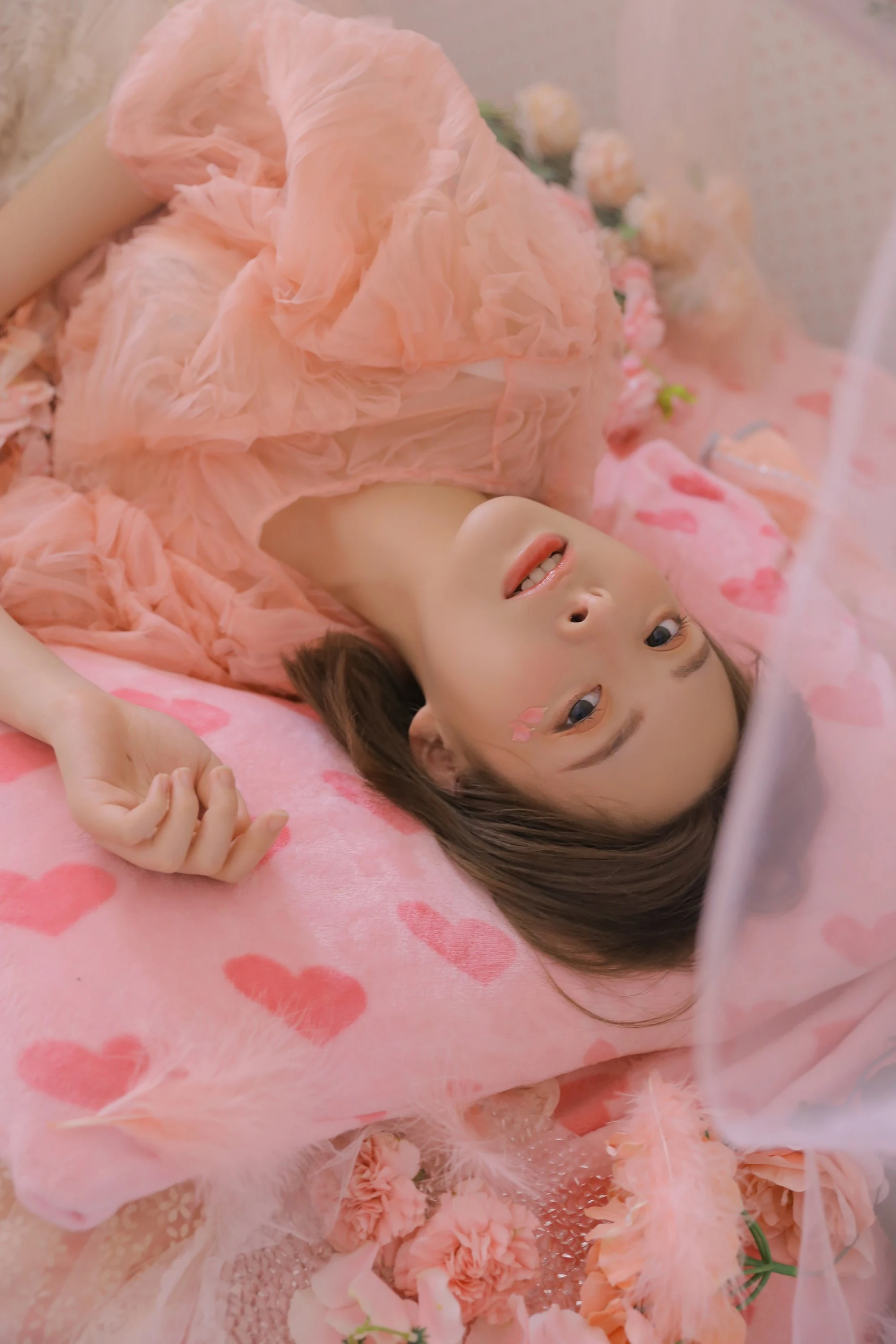 [YITUYU艺图语]2022.08.04 屈服温柔 Mia[26+1P/105MB]