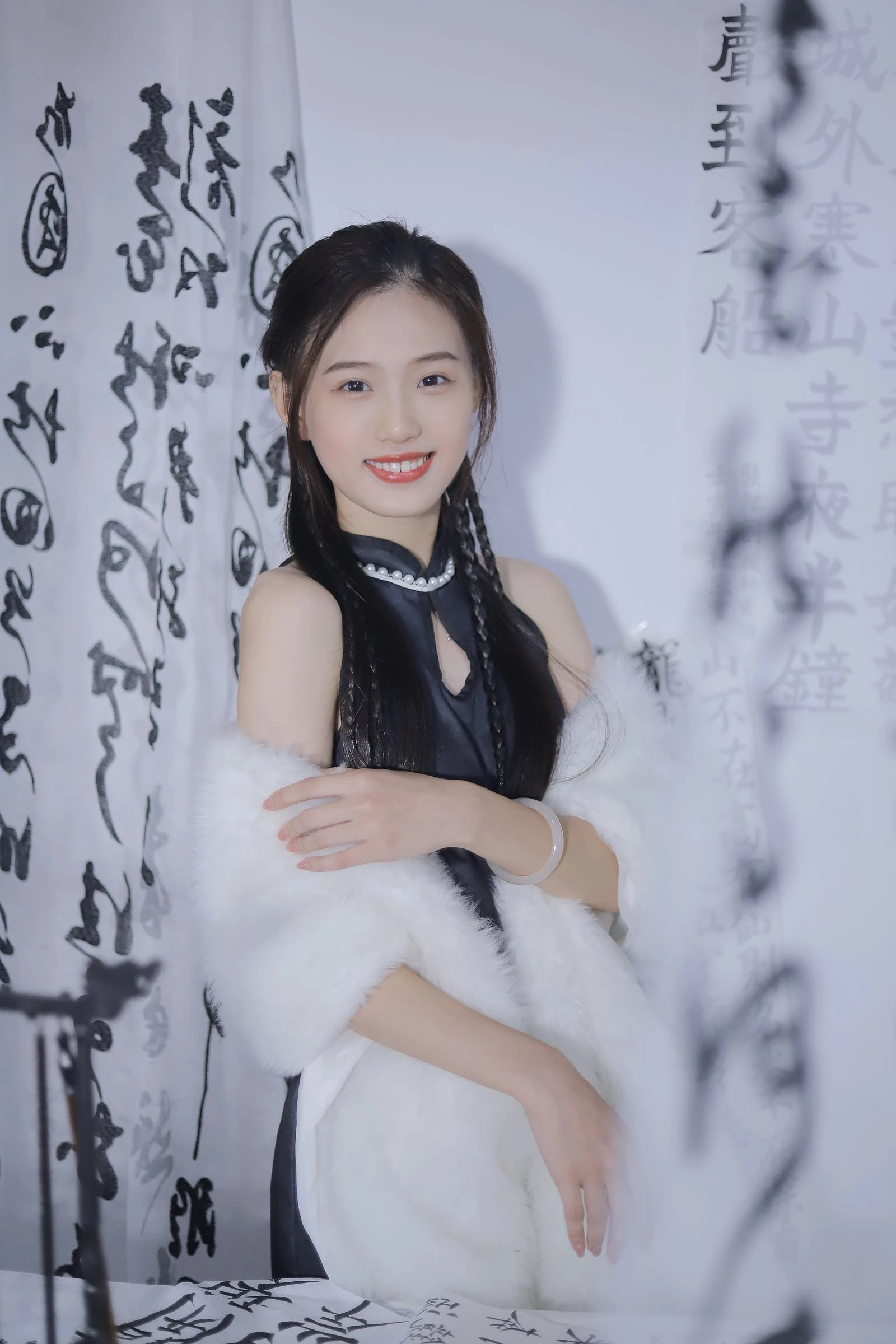 [YITUYU艺图语]2022.10.23 国风之韵 涵涵[28+1P/333MB]