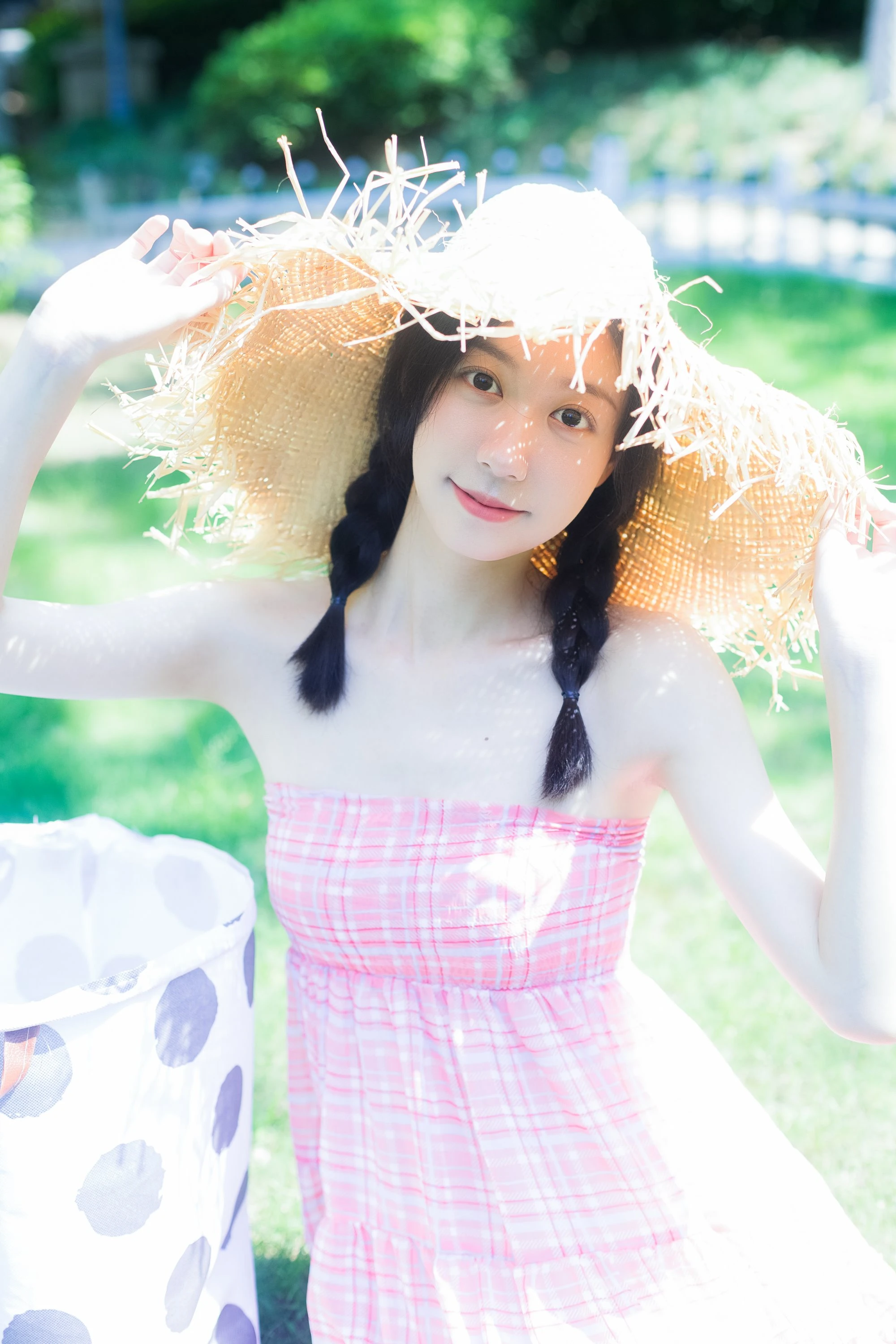 [YITUYU艺图语]2022.07.19 今日天气晴 饲猫少女-[41+1P/433MB]