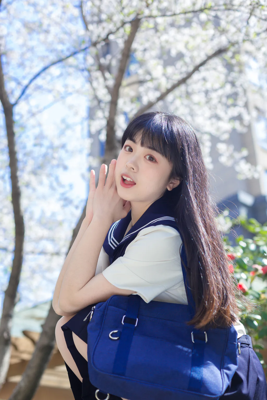 [YITUYU艺图语]2023.04.10 水手服的春天 可爱泡泡呀[29+1P/354MB]