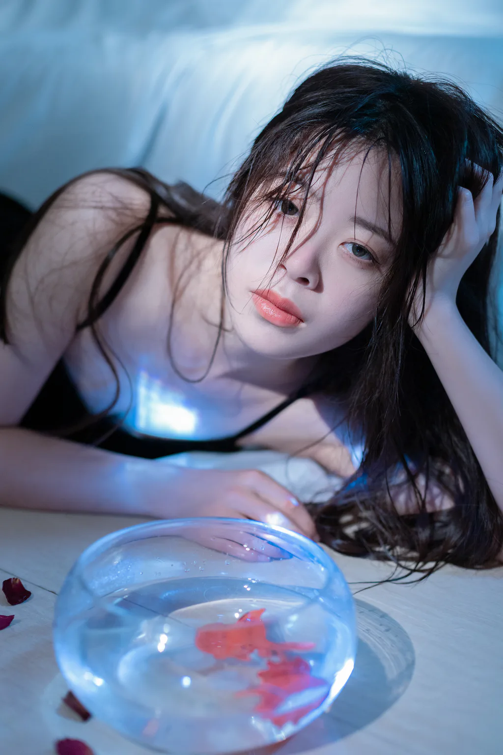 [YITUYU艺图语]2023.05.16 意难平 suo锁[29+1P/549MB]