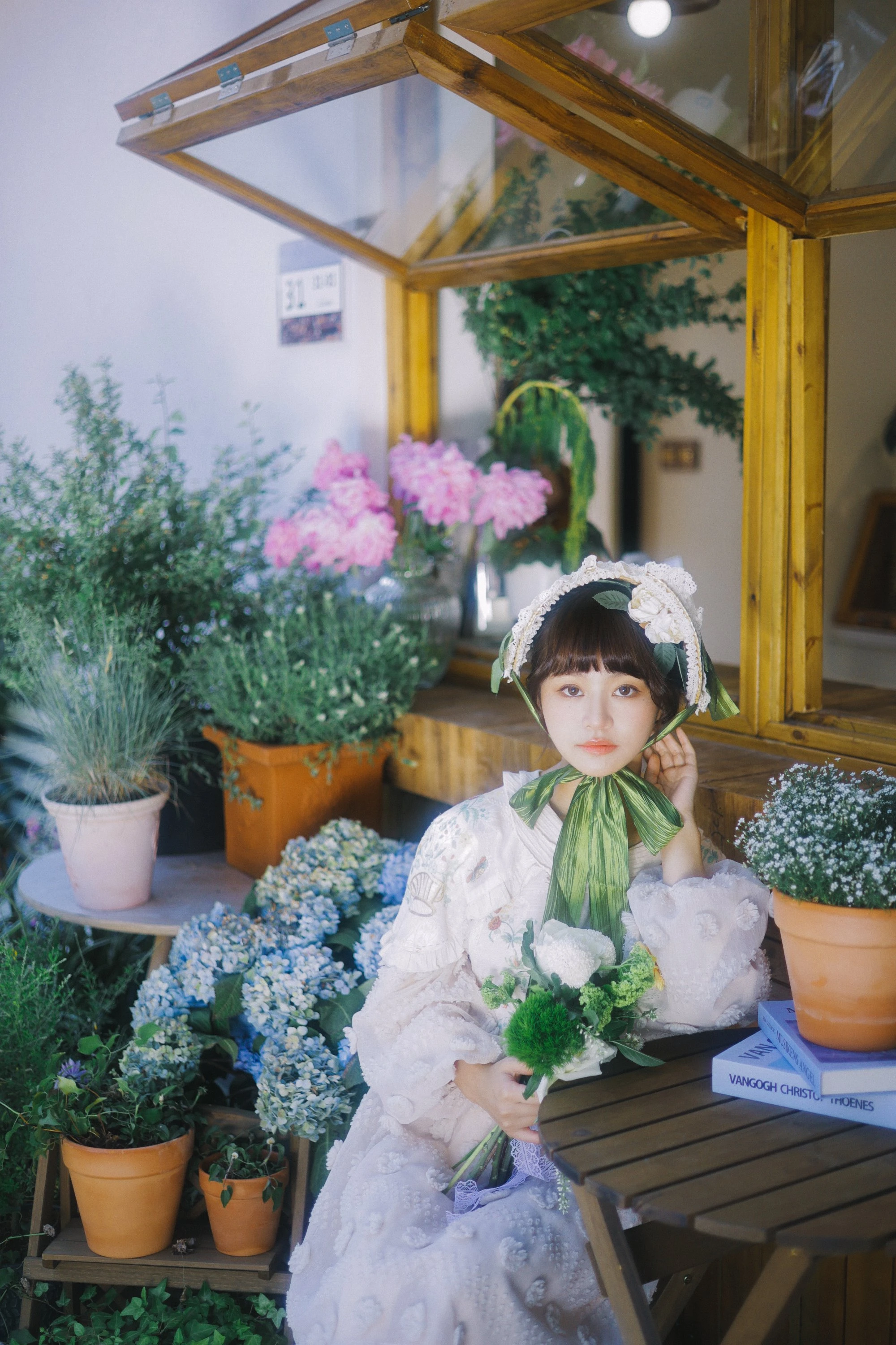 [YITUYU艺图语]2022.07.18 花房少女 双耳ZiCe[39+1P/318MB]