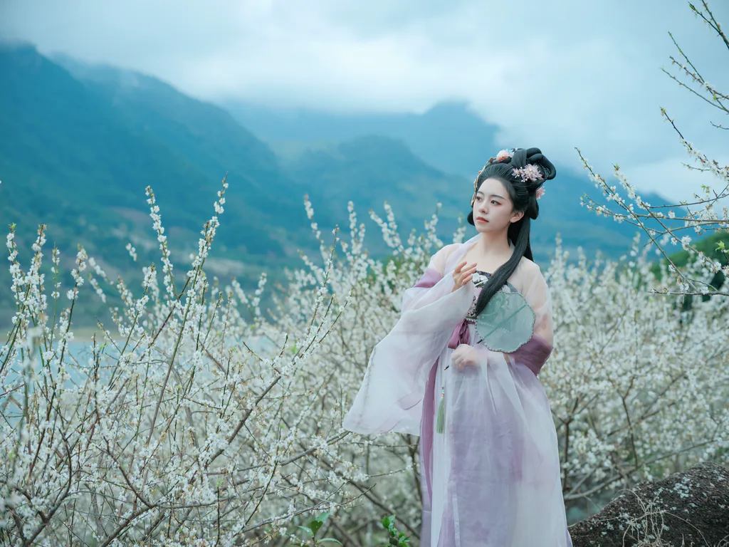 [YITUYU艺图语]2023.02.18 梅花三弄 乐嫣[26+1P/275MB]