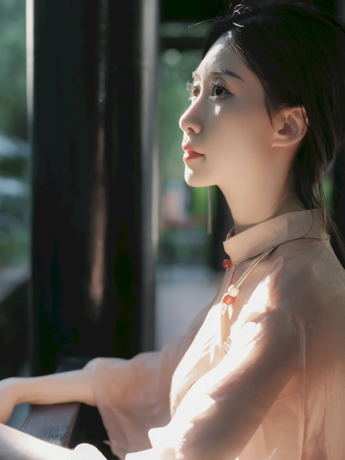 [YITUYU艺图语]2023.07.03 游十香园 小鹿[44+1P/443MB]