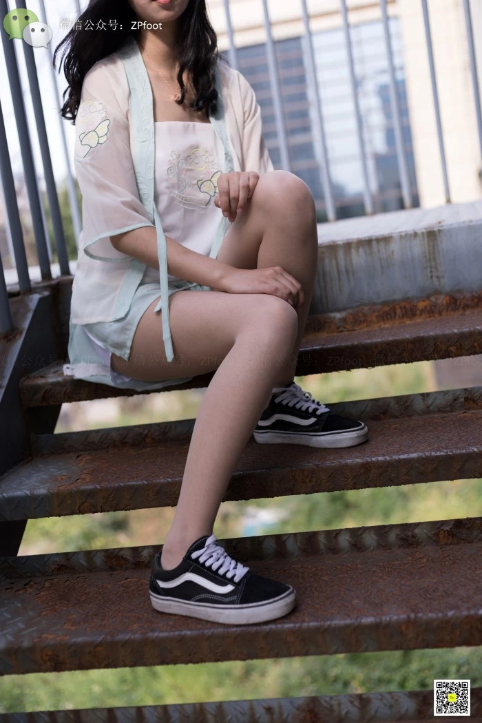 [LSS山茶摄影] NO.037 户外.脱丝 [99P/177MB]
