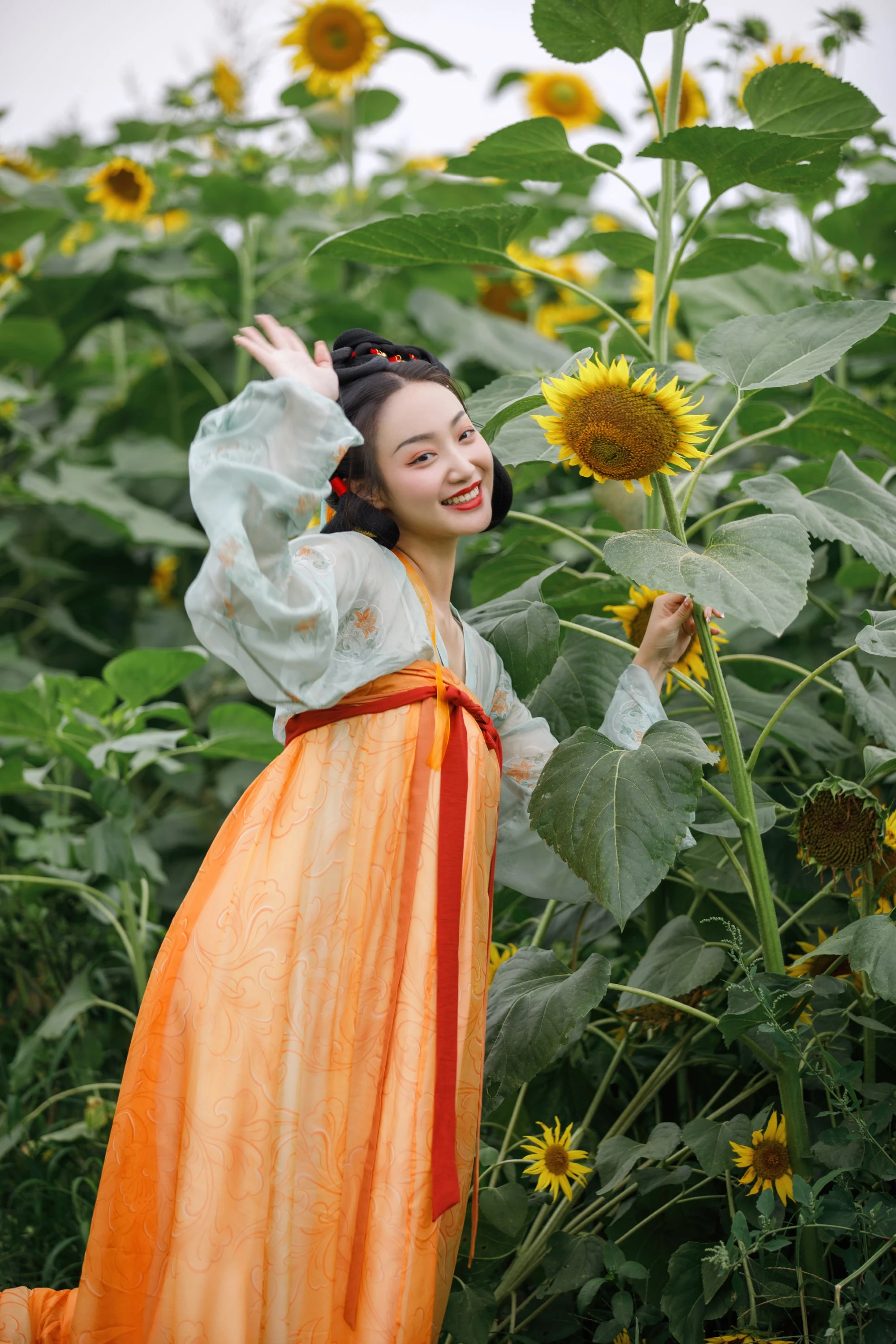 [YITUYU艺图语]2022.07.26 向日葵 凌子兮[21+1P/320MB]