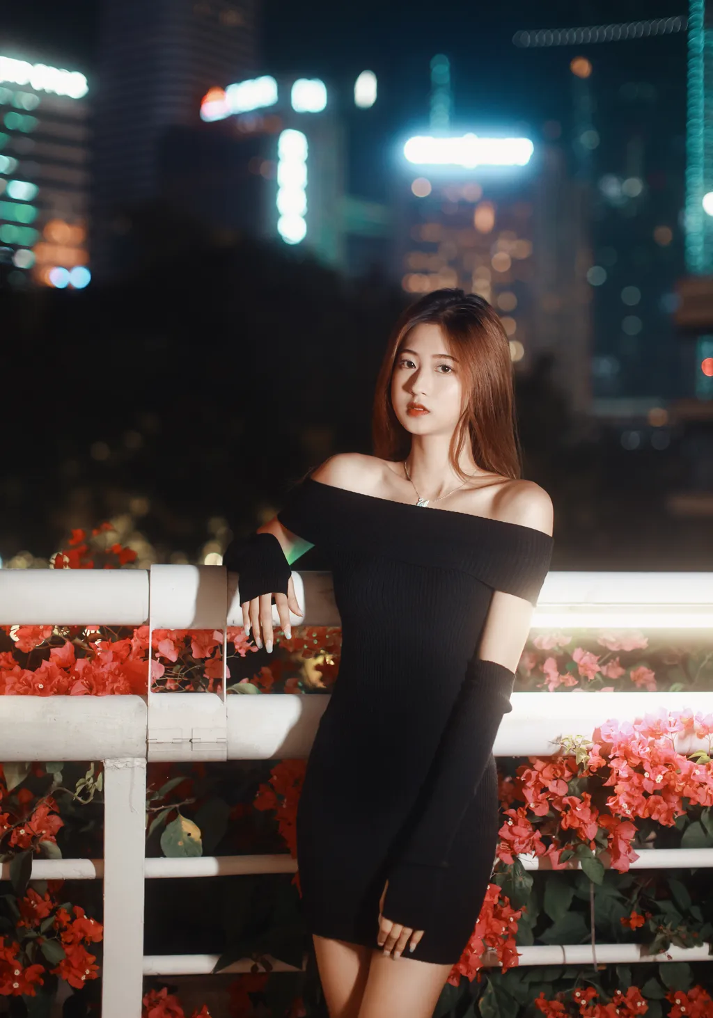 [YITUYU艺图语]2022.11.13 夜色迷人 丹丹[22+1P/184MB]