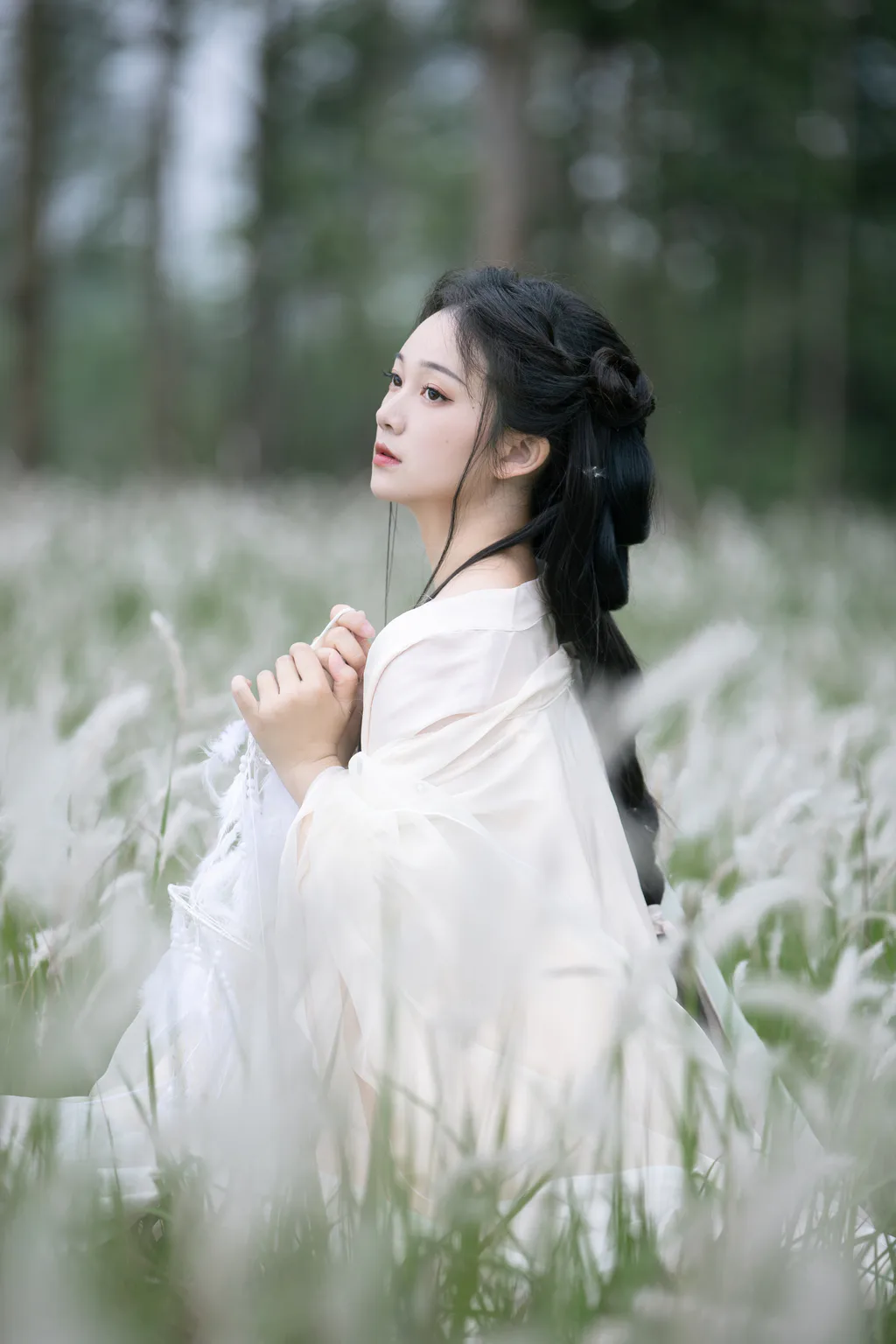 [YITUYU艺图语]2023.05.04 遇见春 秋哒哒–[31+1P/330MB]