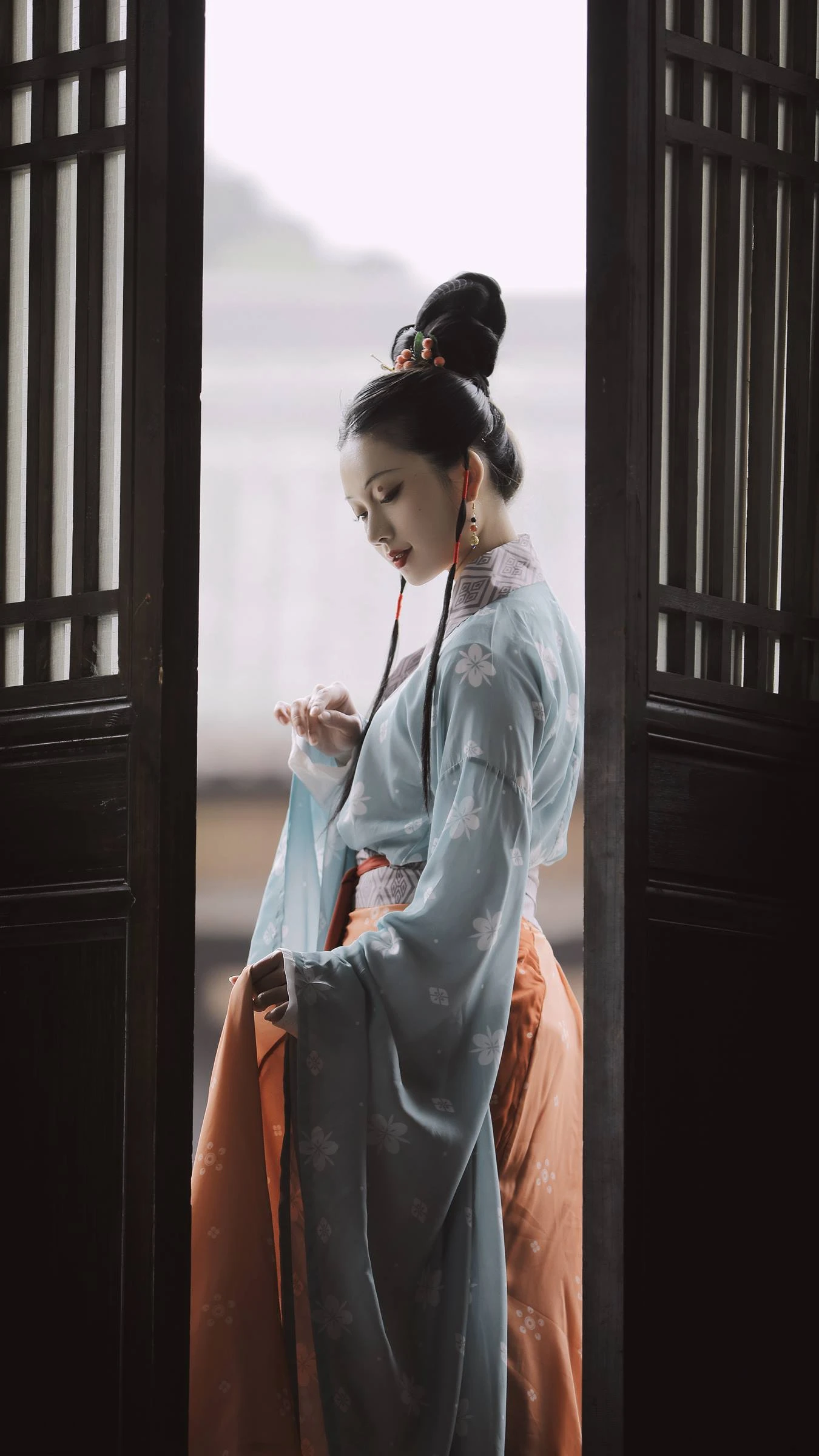 [YITUU艺图语] 2022.04.17 尽长安 秋哒哒– [25P/399MB]