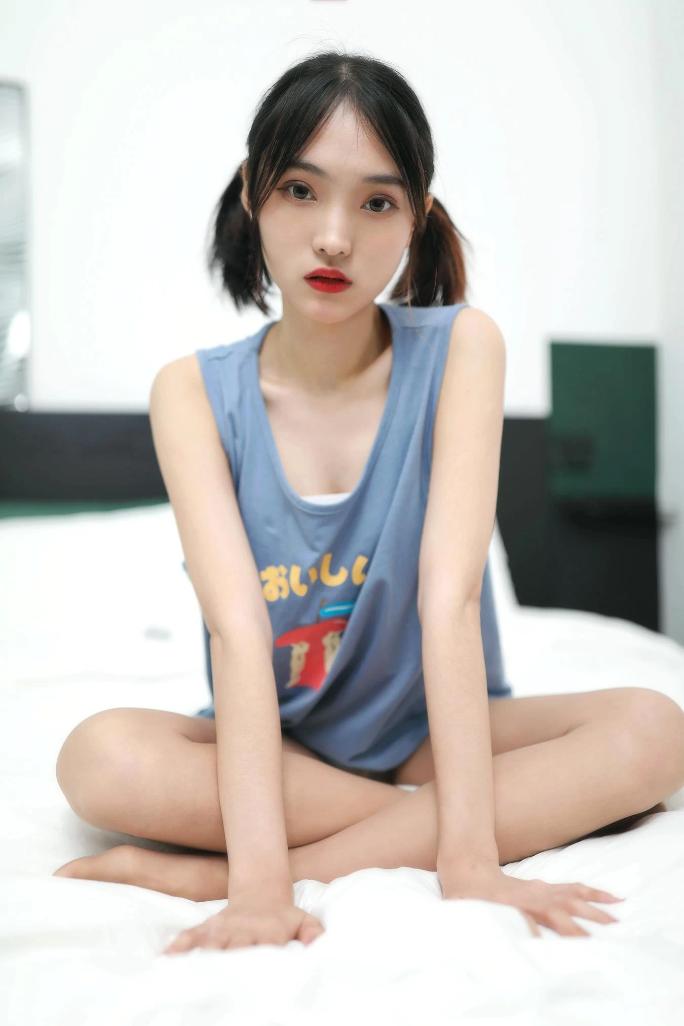 [MZSOCK]爱镁足 NO.105 茜茜[93P/164MB]