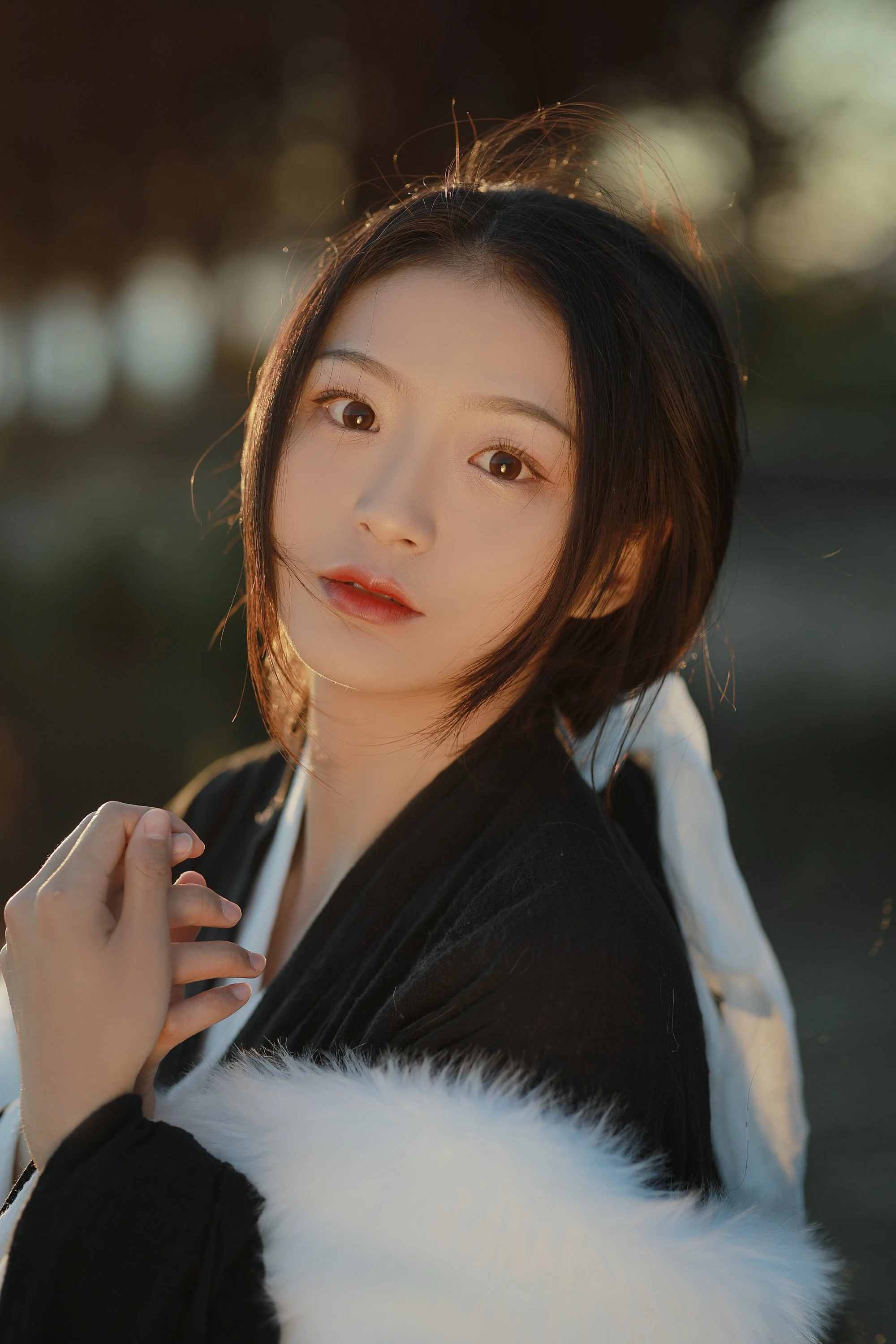 [YITUYU艺图语] 2022.07.15 落日余晖 nya酱的铃铛铛 [35P/595M]