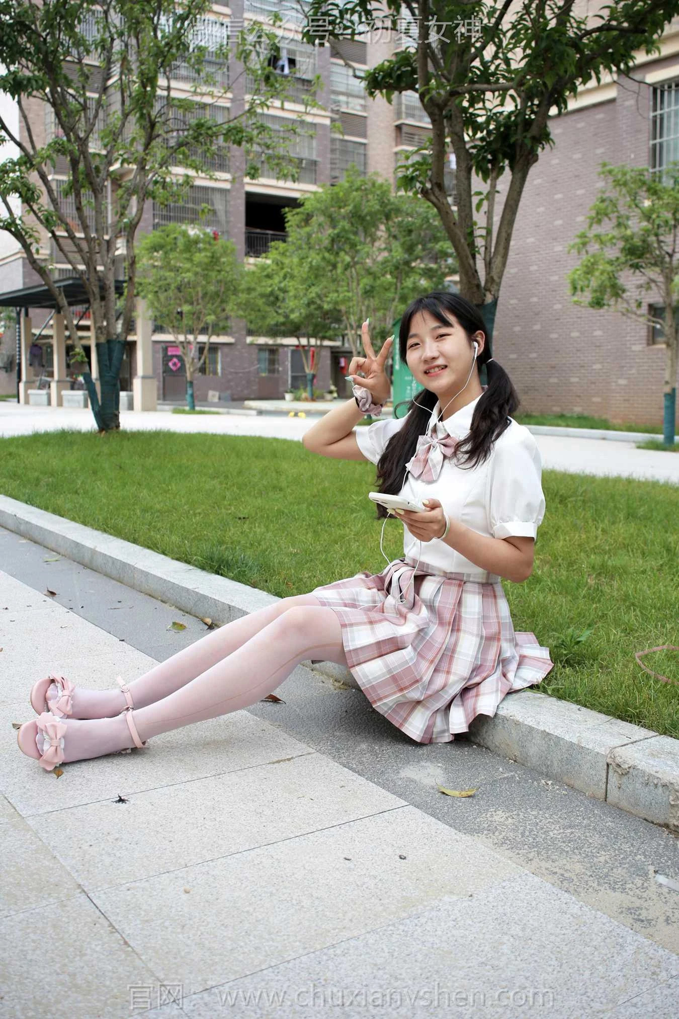 初夏女神 NO.221 点点 优雅自然[95P/1V/3.79GB]