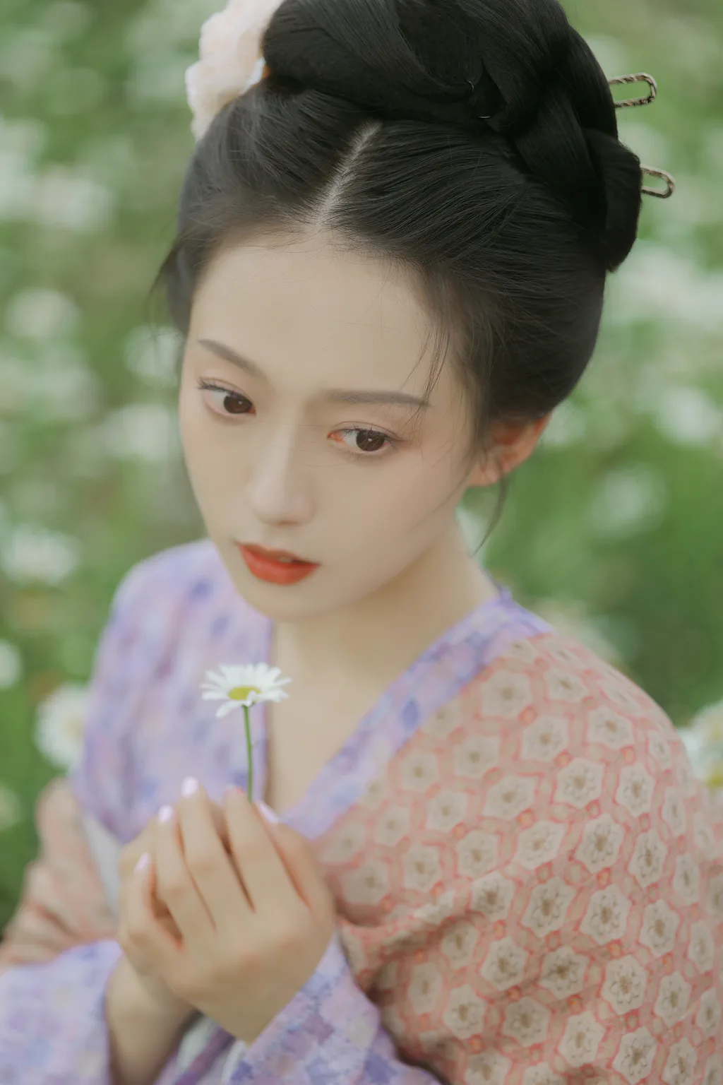 [YITUYU艺图语]2023.06.08 小雏菊 劉忄乂[24+1P/287MB]