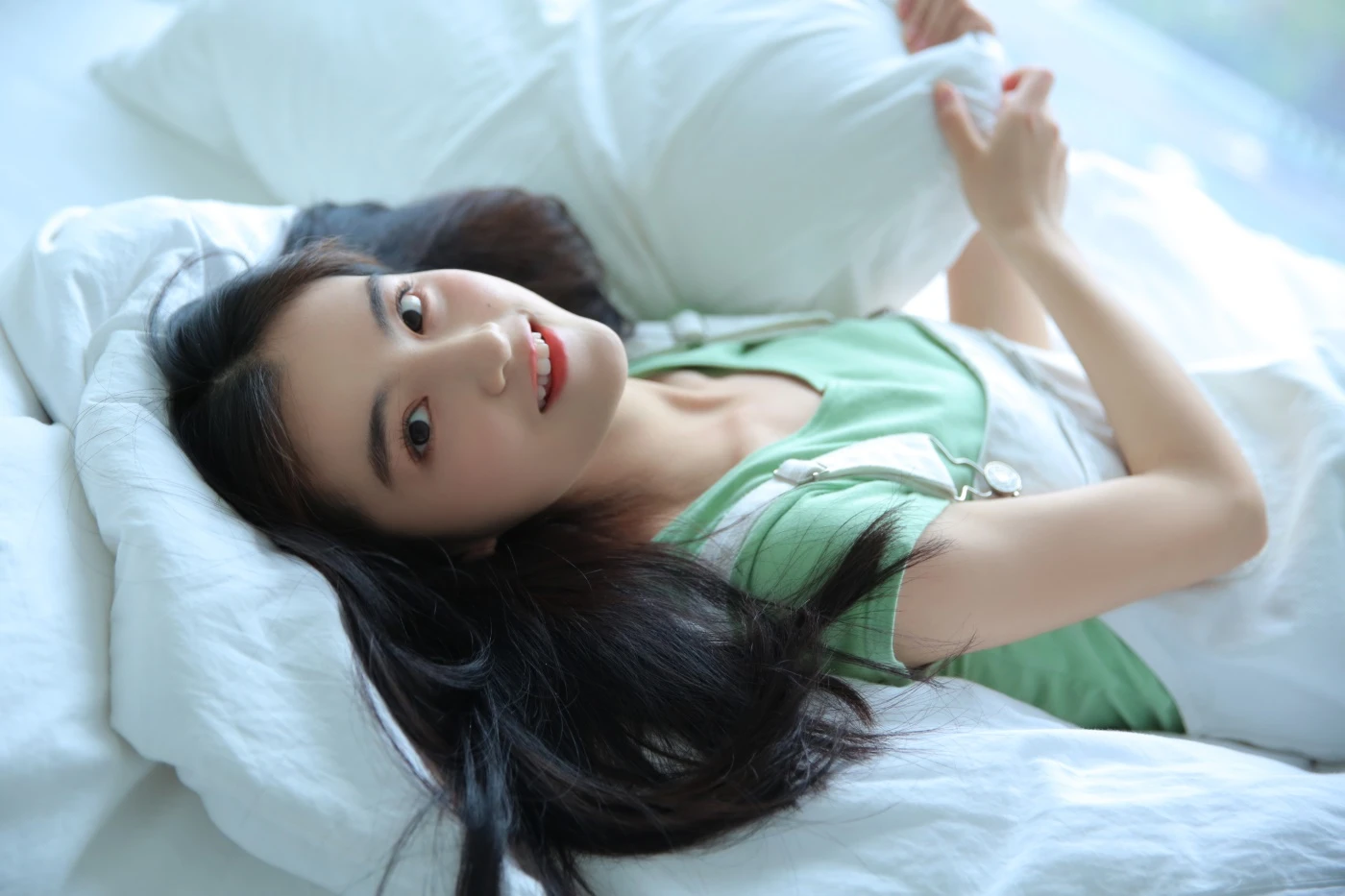 [YITUYU艺图语] 2022.06.07 你的眼眸 瑶 [22P/103MB]