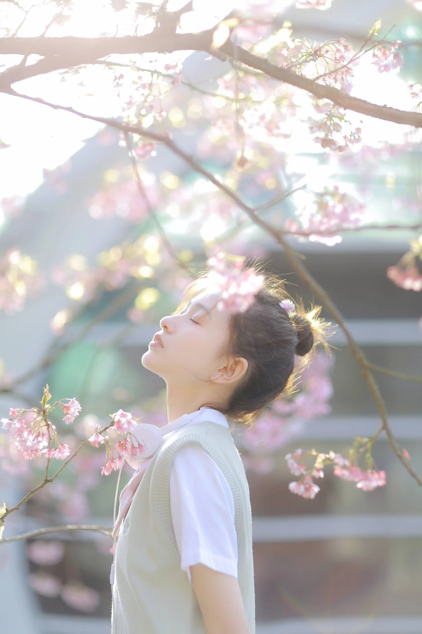 [YITUU艺图语] 2022.05.11 樱花下的春日心动 瑞秋的快乐人生 [23P/160MB]