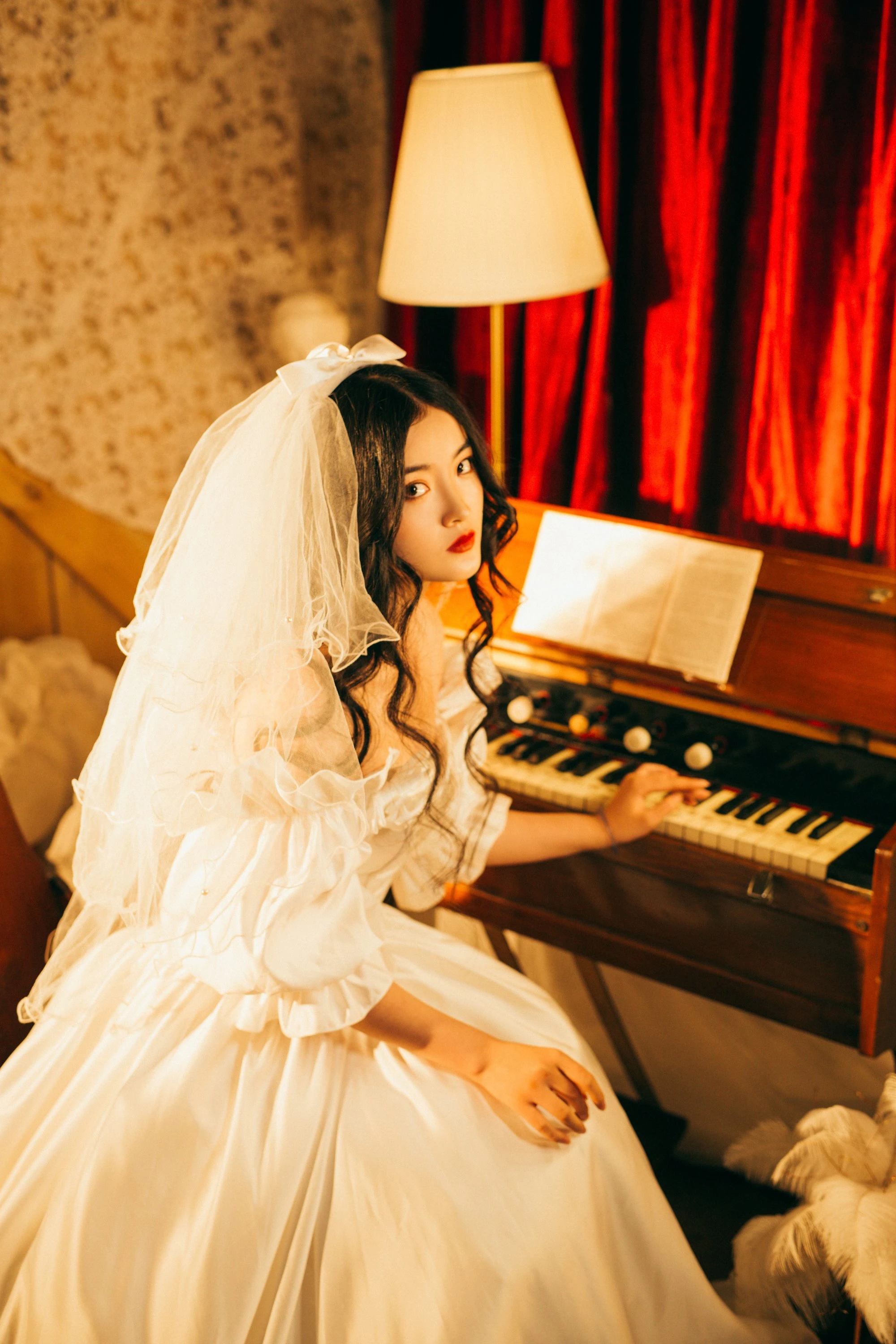 [YITUYU艺图语]2022.07.26 一个人的婚纱 玲兰[21+1P/247MB]