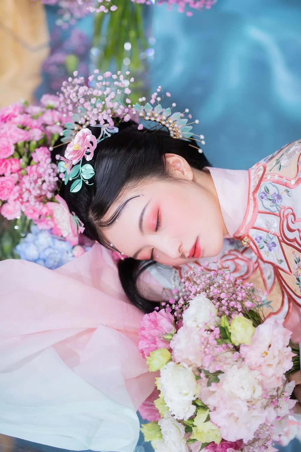 [YITUYU艺图语]2023.04.30 桔梗少女 培培[24+1P/150MB]