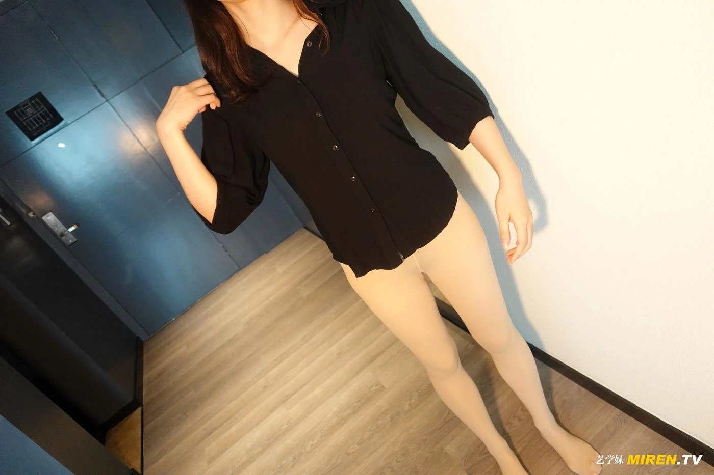[ROSI艺XUE妹]2020.08.29 NO.180[60+1P/86MB]
