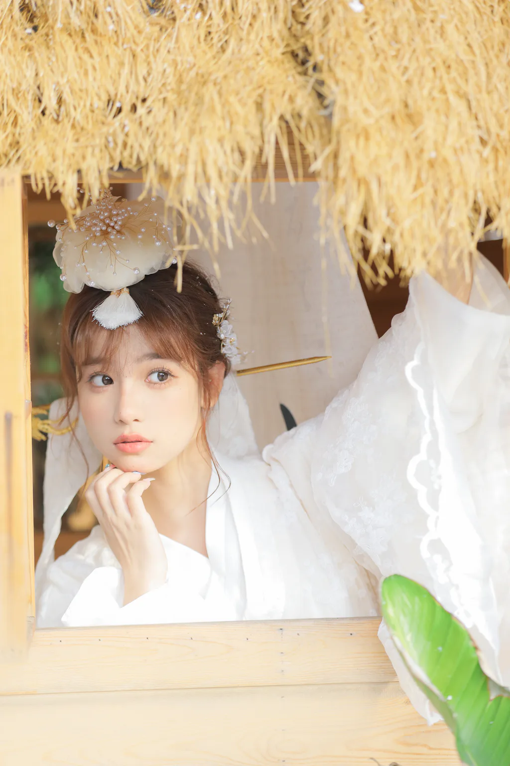 [YITUYU艺图语]2023.01.11 延吉服写真 温思儿vv[22+1P/246MB]