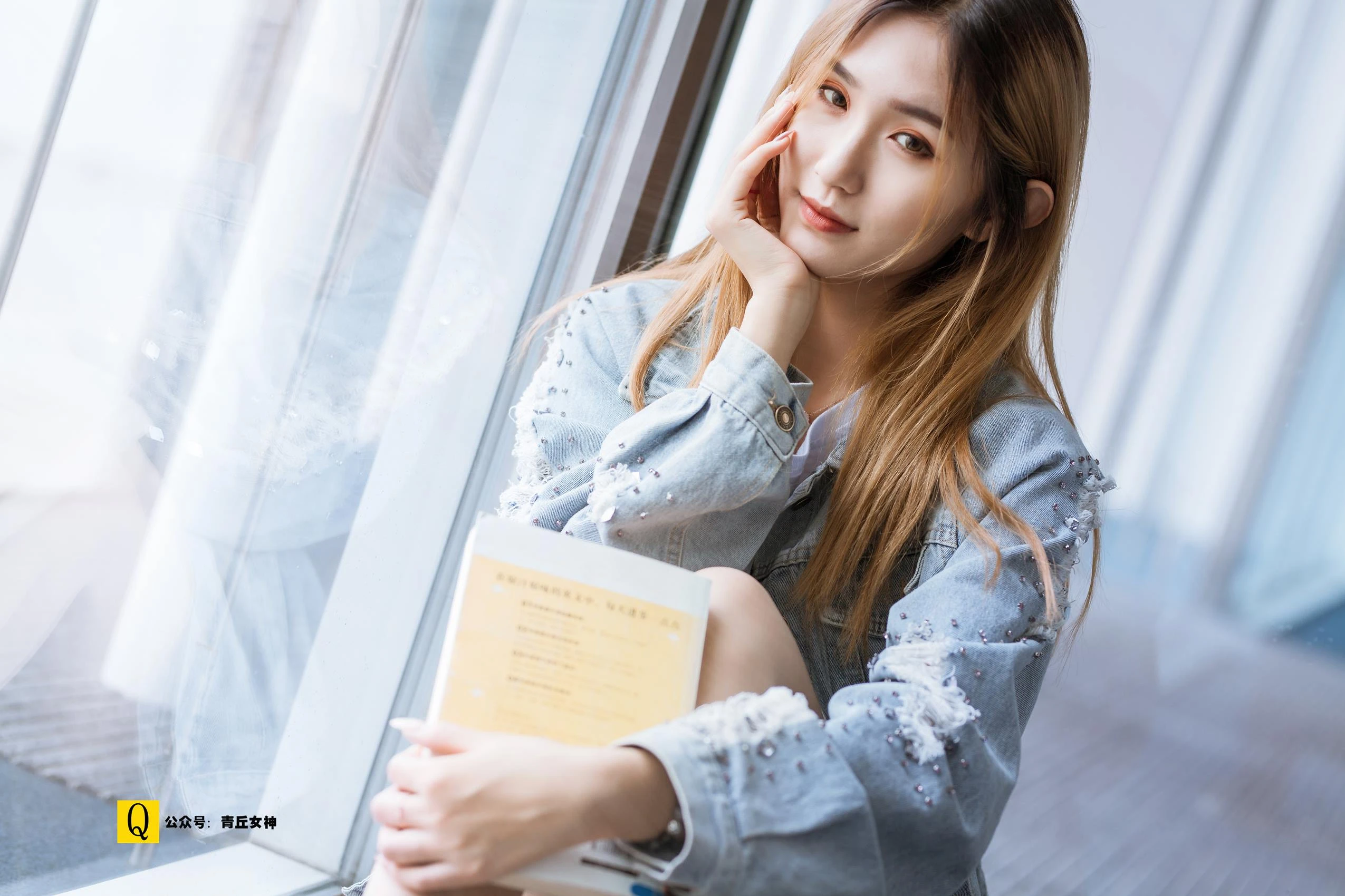 [青丘女神] 2019.04.19 139 星星 午后图书馆 [111P/1V/1.65G]