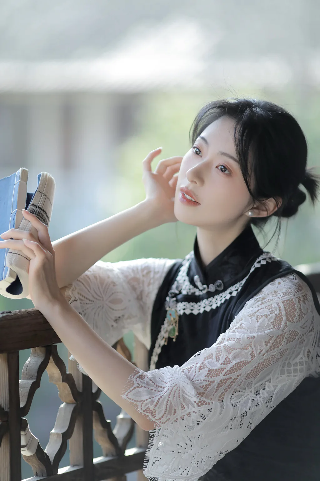 [YITUYU艺图语]2023.03.25 玉兰花 粉面姑娘[26+1P/261MB]