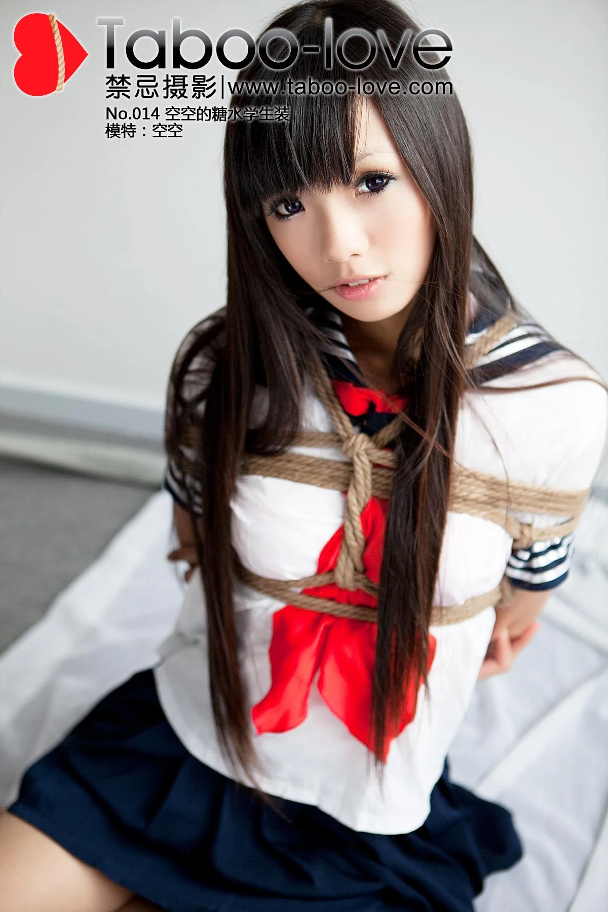 [禁忌摄影]Taboo-love NO.014 空空的糖水学生装[35P/12.1MB]