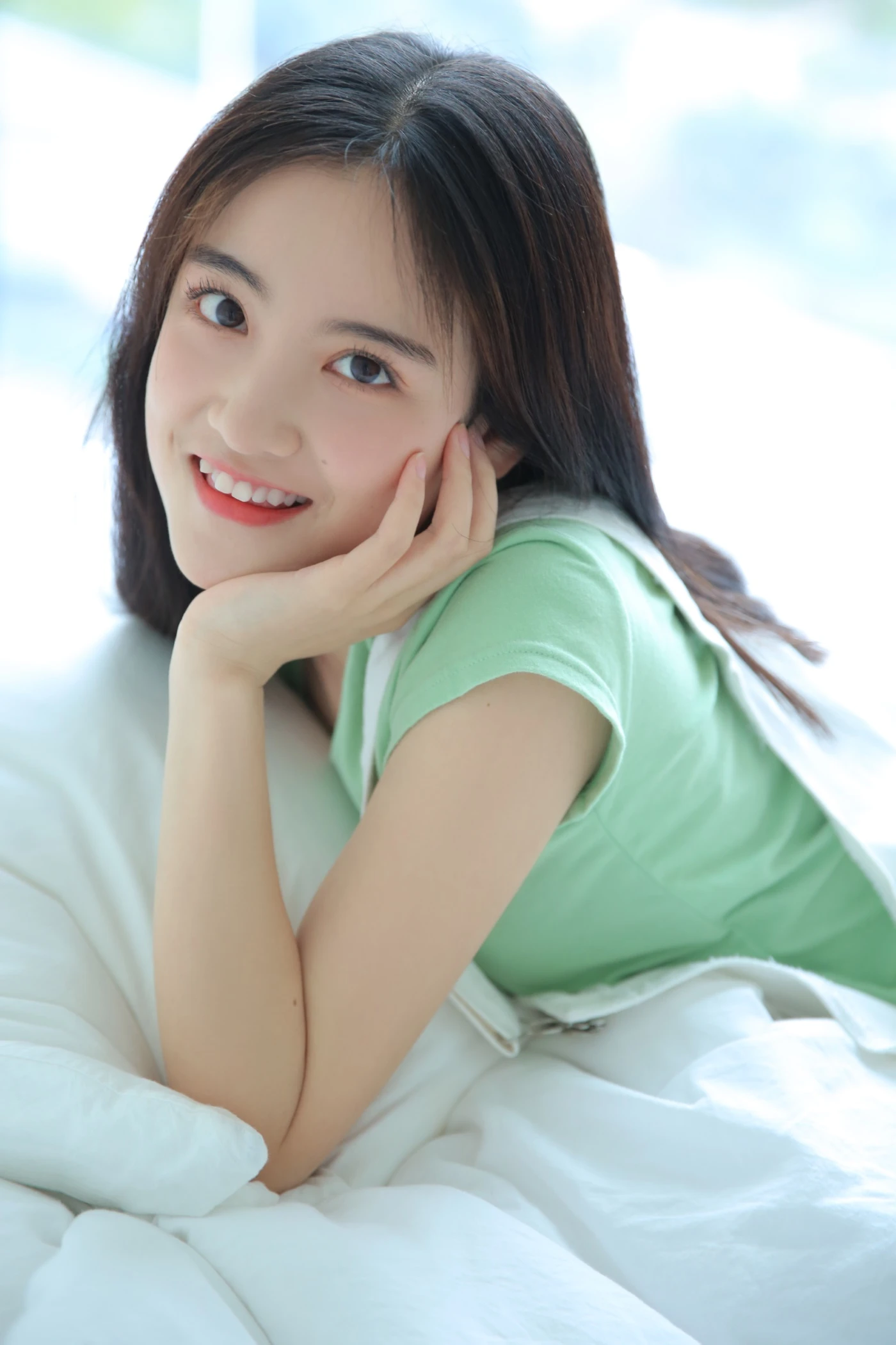 [YITUYU艺图语] 2022.06.07 你的眼眸 瑶 [22P/103MB]
