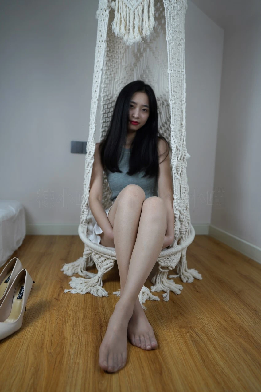 [壹吻映画]YW016《彩彩·春绿》[95P/1V/1.51G]