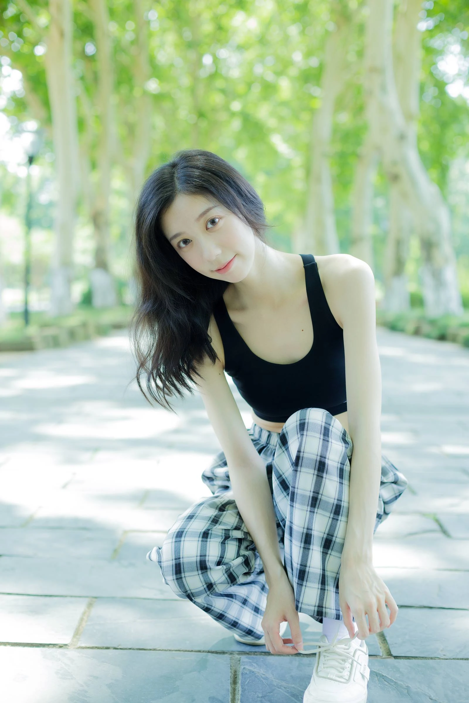 [YITUYU艺图语]2022.09.08 晨练日 饲猫少女-[26+1P/237MB]