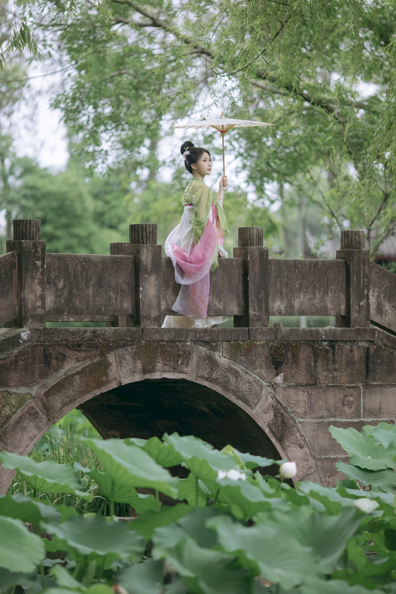 [YITUYU艺图语]2023.07.09 荷塘少女 川川[32+1P/399MB]