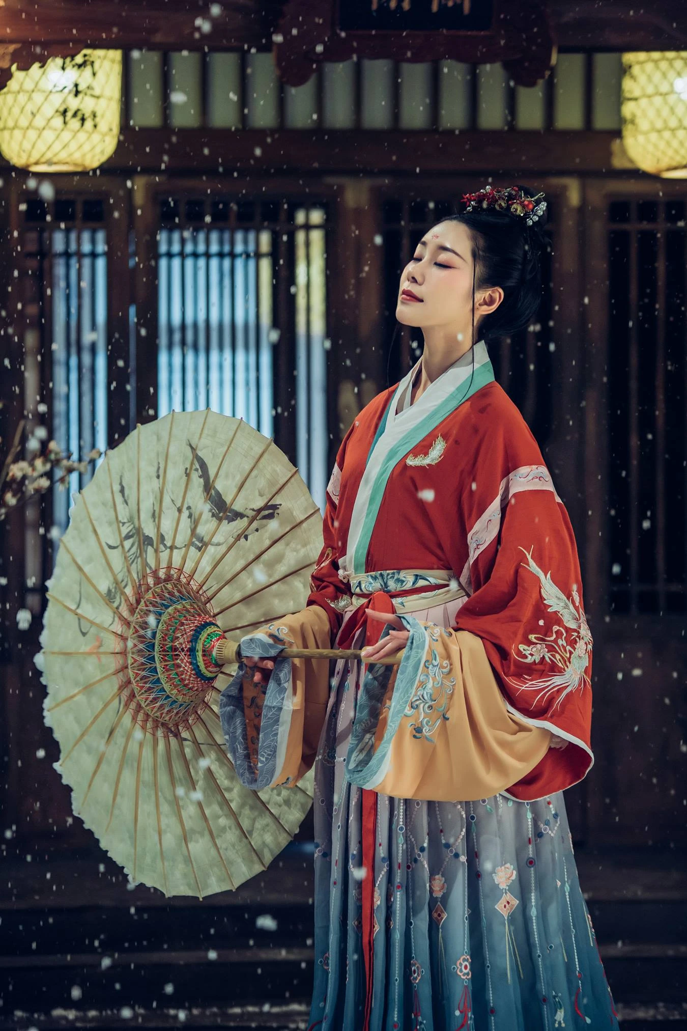 [YITUU艺图语] 2022.04.13 帘卷西风 木景抒 [26P/522MB]