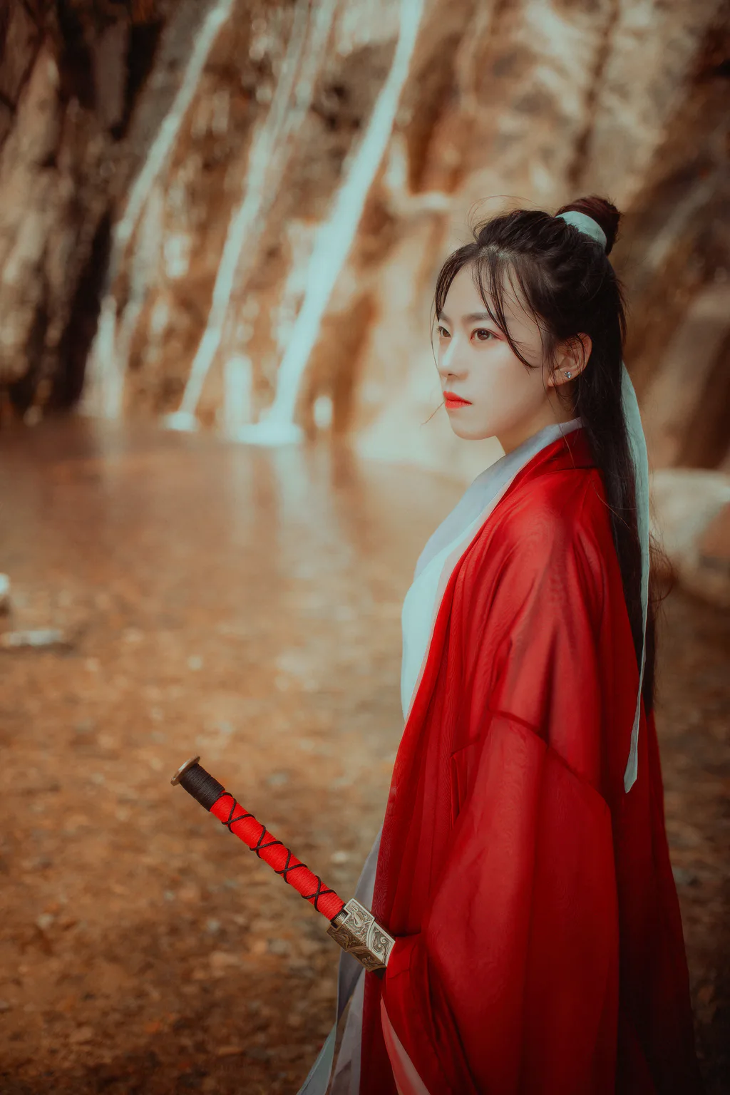 [YITUYU艺图语]2023.04.22 红颜 Emma[22+1P/342MB]