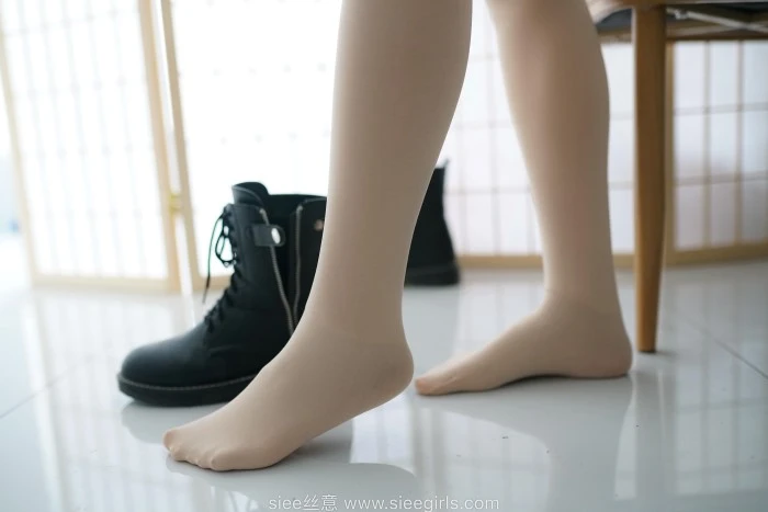 [SIEE丝意] No.434 童童～生活记忆 [62P/139MB]