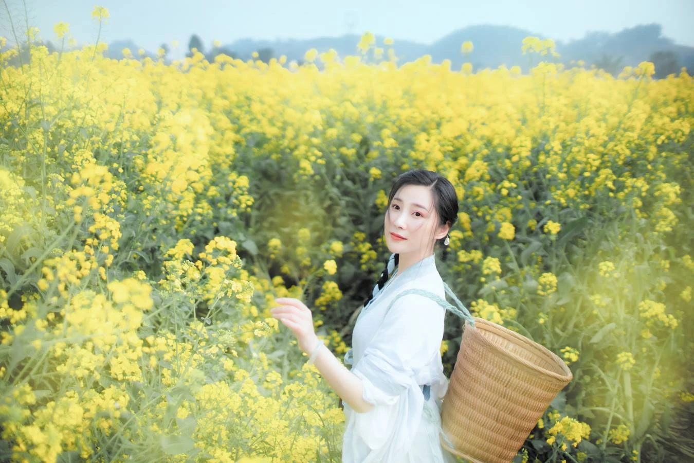 [YITUU艺图语] 2022.04.18 春日迟迟 木景抒 [45P/525MB]