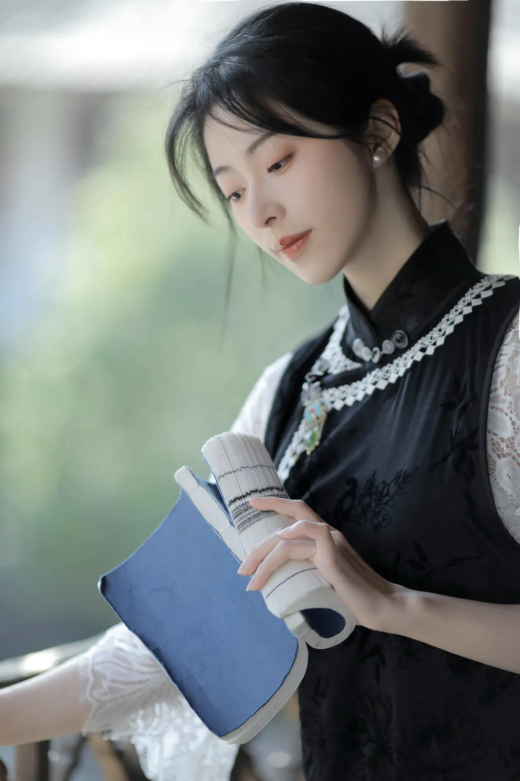 [YITUYU艺图语]2023.03.25 玉兰花 粉面姑娘[26+1P/261MB]