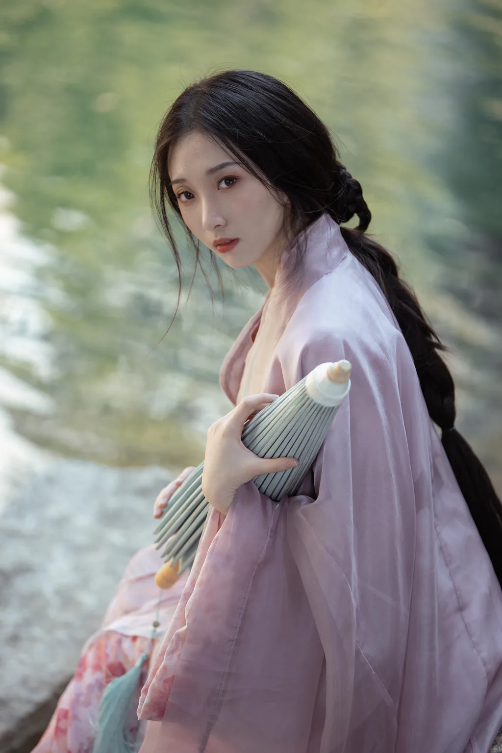 [YITUYU艺图语]2023.03.16 情知 阿moon[31+1P/330MB]