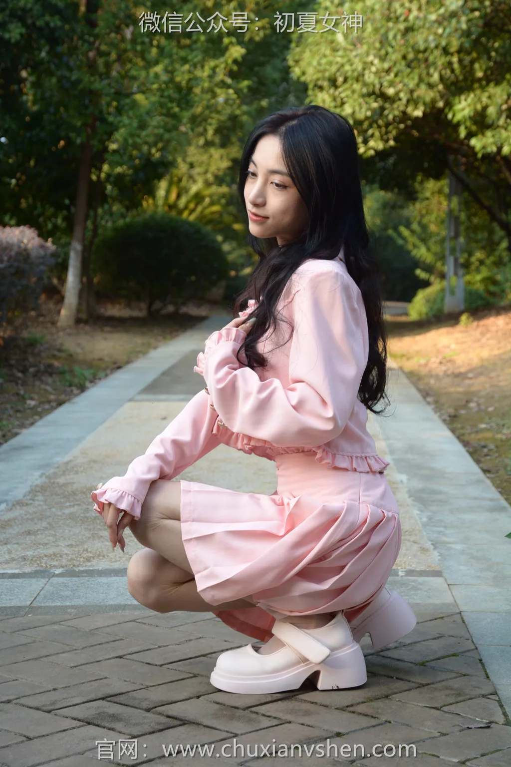 初夏女神 NO.298 柒柒 秋天香风[95P/4.03GB]